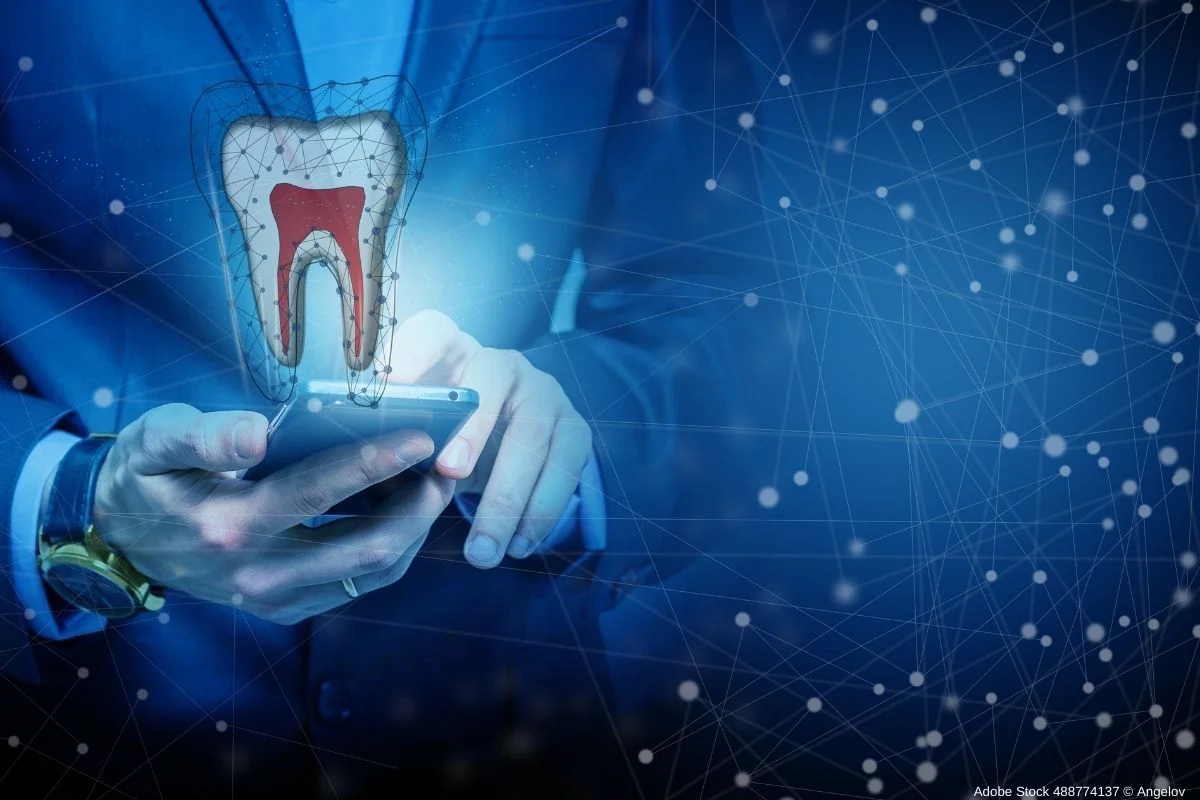 Ultraschallreiniger für Zahnersatz